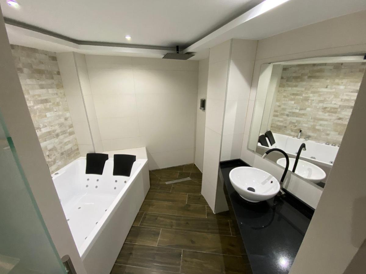 Apartamentos Las 7 Esencias Линарес Экстерьер фото